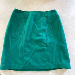 Talbots Women’s Wool skirt solid Kelly green size 12W 12 W ladies pockets
